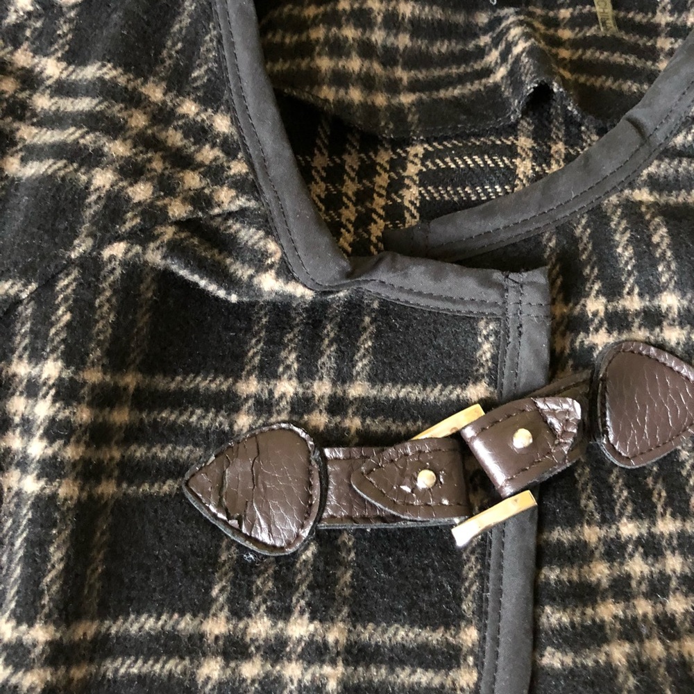 ❌DONATED❌ Anthropologie Plaid Cape Poncho - Picture 7 of 7